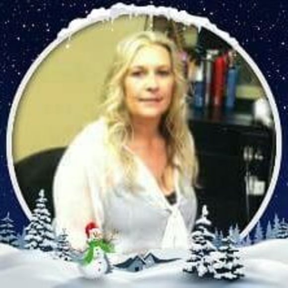 Meet your Posher, Treva - Picture 1 of 1